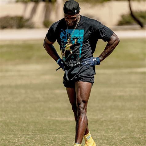 35.6k Likes, 197 Comments - DK Metcalf (@dkm14) on Instagram: “I can see I’m taking the lead ...