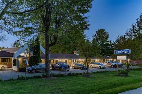 TRAVELODGE BRACEBRIDGE (Muskoka District, Ontario) - Motel Reviews ...