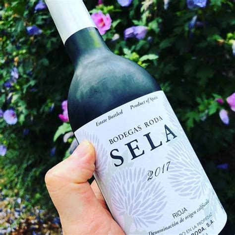 10 wines that are right for the monsoon | Condé Nast Traveller India