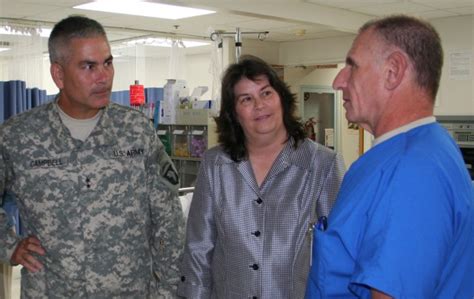 Fort Campbell CG visits Blanchfield Army Community Hospital | Article ...