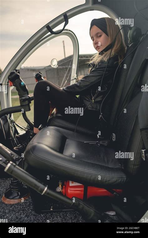 Co-Pilot Computer Screen 的图像结果