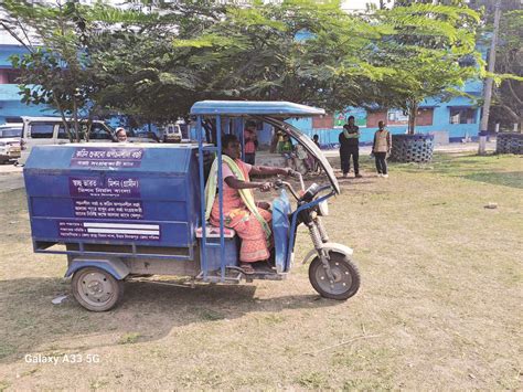 Kaliyaganj: SHG women trained to drive e-carts