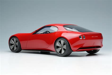 MAZDA ICONIC SP モデルカー 1/18