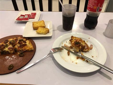 PIZZA HUT, Colombo - 92 Chatham St - Menu, Prices & Restaurant Reviews ...