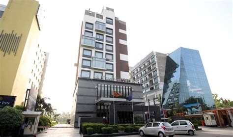 SK Premium Park Banquet Hall in Hari Nagar, Delhi with Prices, Photos ...