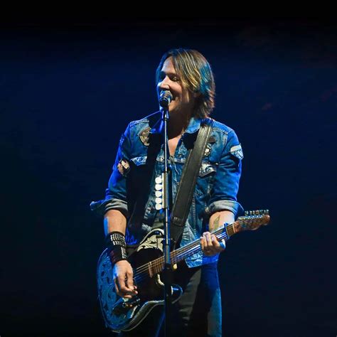 Keith Urban - Age, Bio, Birthday, Family, Net Worth | National Today