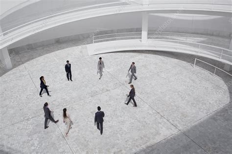 Business People Walking Foreground 的图像结果