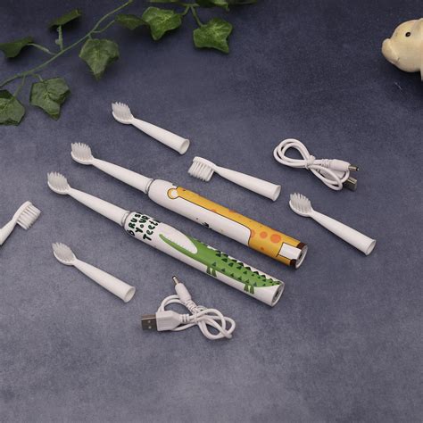 Buy Cute Giraffe Electric Toothbrush for Kids-MyneeMoe