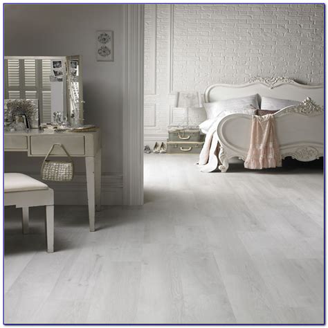Laminate Flooring Knotty Pine – Clsa Flooring Guide