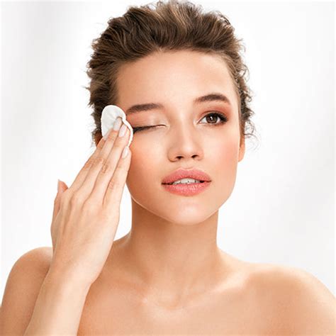 10 Tips to Get the Most Out of Your Facial Cleanser – Faces Canada