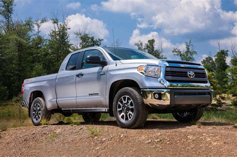 2017 Toyota Tundra Specs, Prices, VINs & Recalls - AutoDetective