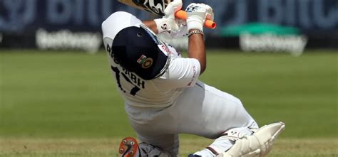 Rahul Dravid Asked To Stay Away From Rishabh Pant’s Techniques By ...