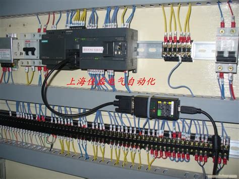 老电工项目实操接线，西门子S7-200 Smart PLC定时器程序设计 - 知乎