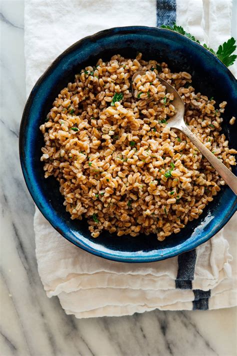 How to Cook Farro (Recipe & Tips) - Cookie and Kate
