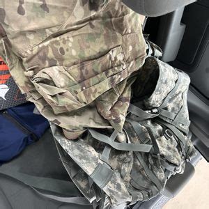 Command Post Army Surplus 的图像结果