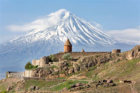 El Monte Ararat, el lugar que simboliza la lucha y donde encalló el arca de Noé - LA NACION