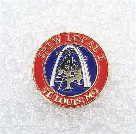 IBEW Local 2 St. Louis, MO Union Lapel Pin Electrical Workers Missouri ...