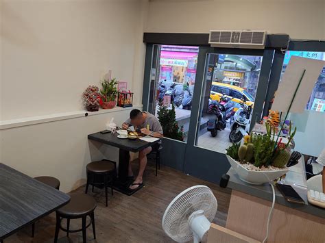 【食記】福廚牛排-新豐街上的平價牛排 (前身是牛排大叔 good luck kitchen steak) - 台灣貪吃胖的玩樂故事