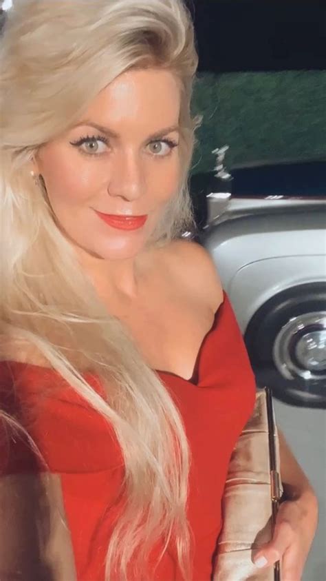 Chéri Ballinger - Home