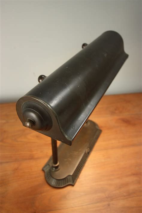 Library Desk Lamp 的图像结果