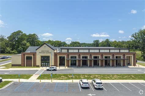 Hueytown Elementary School in Hueytown, AL - Homes.com