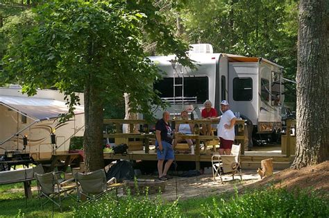 THOUSAND TRAILS GREEN MOUNTAIN (Lenoir) - Campground Reviews, Photos ...