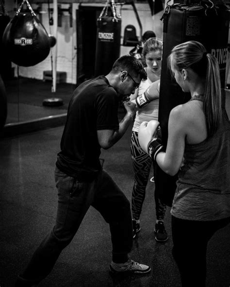 Boxing Class 的图像结果