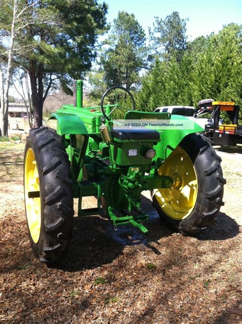 Antique John Deere Tractor - Model A