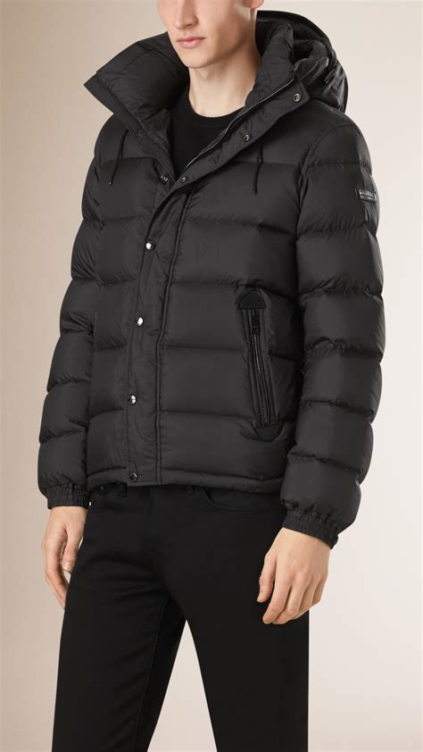 Burberry Lightweight Down-filled Puffer Jacket in Black for Men | Lyst UK