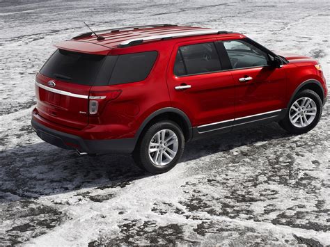 Car Pictures: Ford Explorer 2011