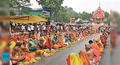 Rath Yatra: Rath Yatra: Lakhs Throng Streets As Chariots Roll Out After ...