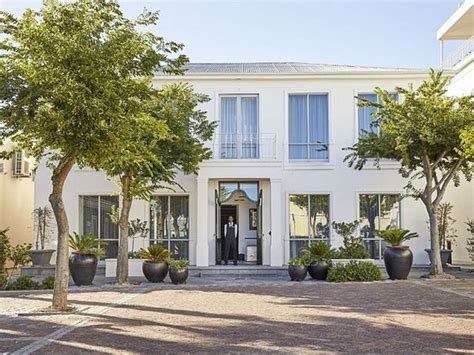 QUEEN VICTORIA HOTEL & MANOR HOUSE (Cape Town, South Africa) - Hotel ...