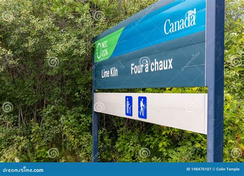 Lime Kiln Trail Trailhead Sign in Ottawa Editorial Photography - Image ...