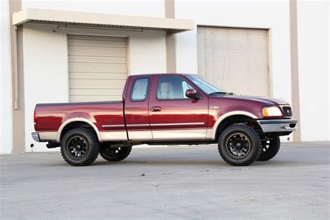 Fabtech lift kit, Pro Comp Wheels Pro Comp Tires, Summit Racing on 1997 Ford F-150