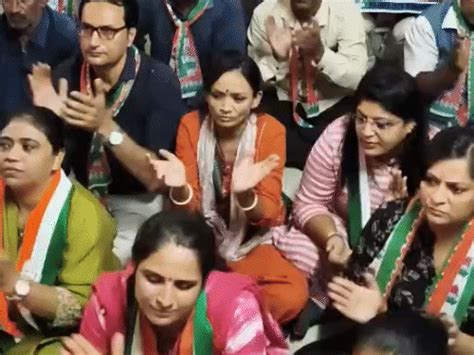 Congress surrounds CP office as Rajkot turns bloody