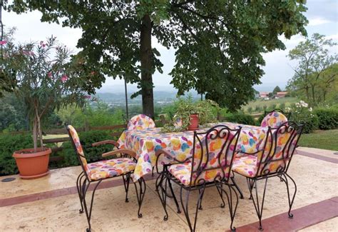 Kuca za uzivanje (Valjevo, Srbija) | Turistički Centri, Hoteli i ...