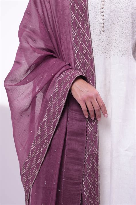 Pink Embroidered Dupatta – Tulsi Online