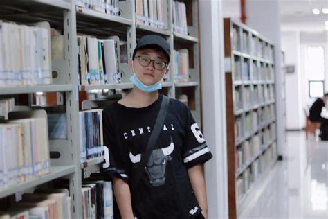 武汉大学社会学院20级研究生读书生活总结：为者常成，行者常至 - 知乎