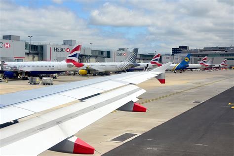 What Are British Airways' Longest Non-Stop Routes From London Gatwick Airport?