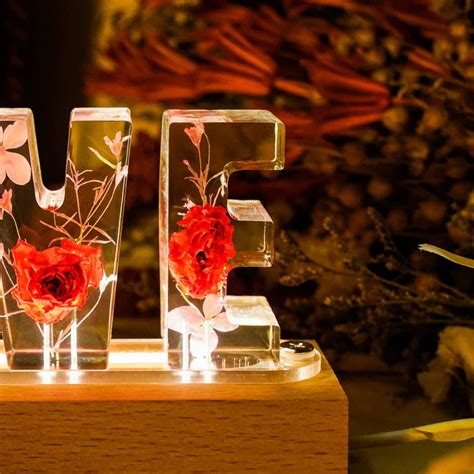 Buy Custom Pressed Flowers LED Lamp | Mothers Day Gift | Custom Epoxy ...