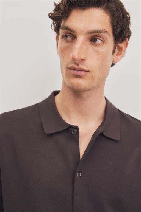 Regular Fit Fine-knit shirt - Dark brown - Men | H&M IN