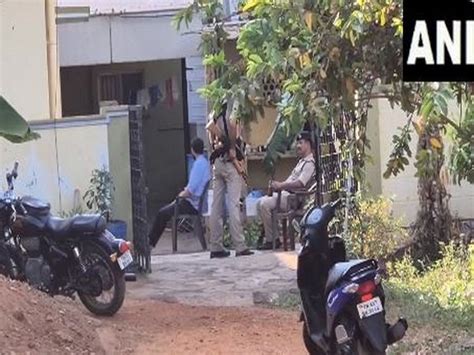 Tamil Nadu: IT department raids house of road contractor in Tiruchirappalli