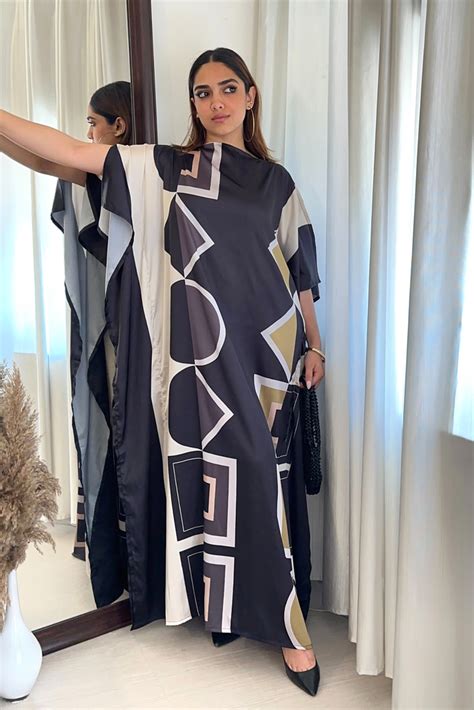 Satin Dresses for Women | Designer Satin Outfits Online – Nolabels