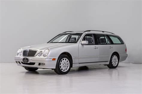 2001 Mercedes-Benz E320 | Auto Barn Classic Cars