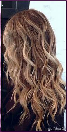 How To Style Your Wavy Hair by Wavy Hair Styles Latestfashiontips How To Style Your Wavy Hair