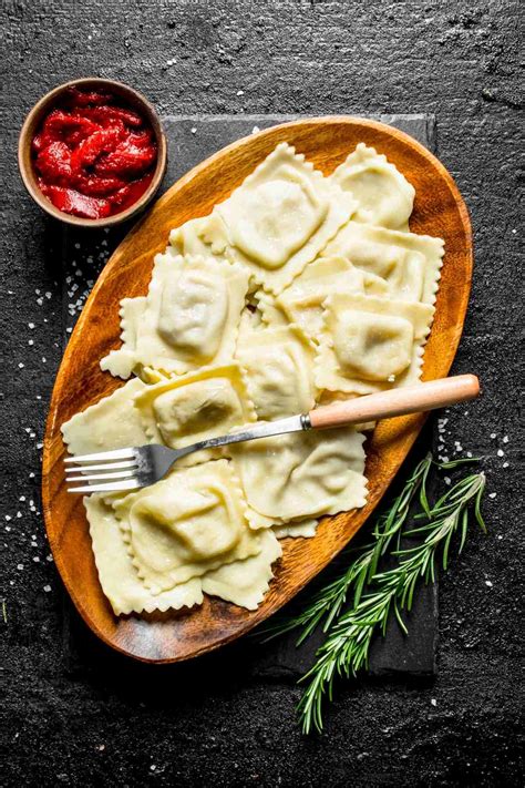 15 Best Ravioli Filling Ideas to Make at Home - IzzyCooking