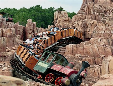 Big Thunder Mountain {run-away mining train}, Frontierland, Disneyland ...