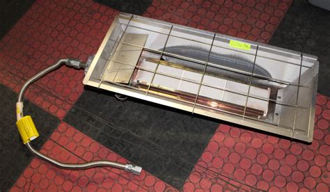 MR HEATER NATURAL GAS GARAGE HEATER