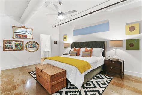 Luxury Apartments for Rent in Dallas | South Side on Lamar