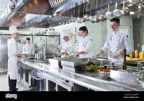 Restaurant Cook 的图像结果